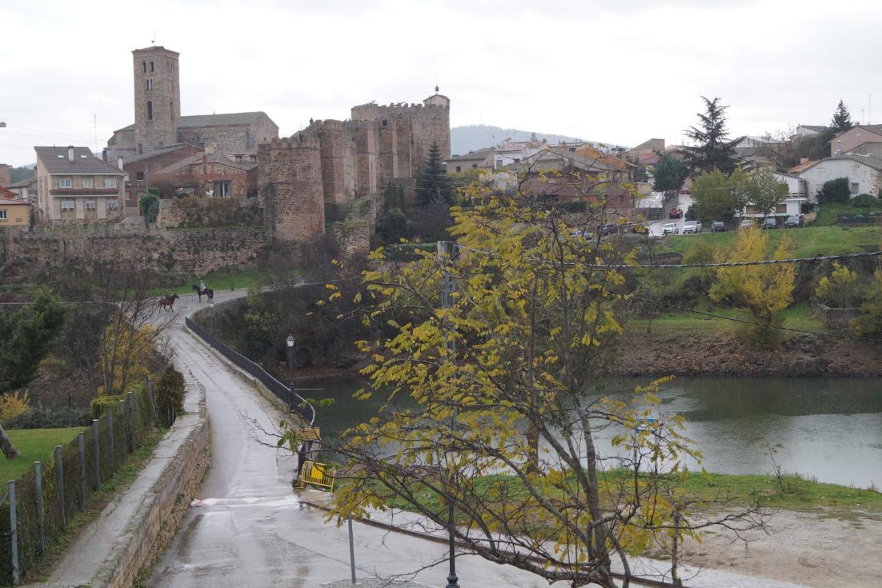 뷔타고데로조야 Puente Viejo De Buitrago Casa Encina 아파트 외부 사진